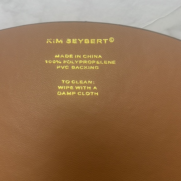 Kim Seybert. Four Glittering Chargers or Placemats NWT - Picture 5 of 8